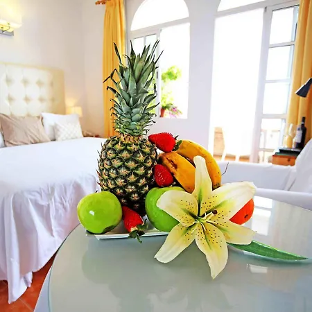 Casa Rosa Hotel