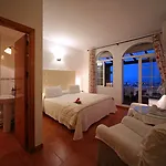Casa Rosa فندق بينالماذينا